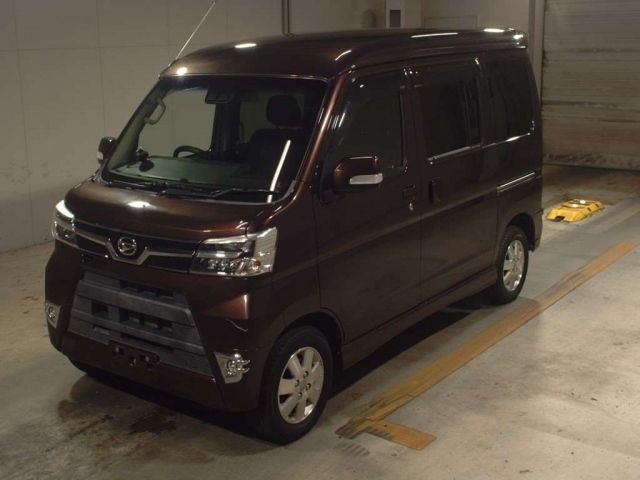 3106 Daihatsu Atrai wagon S321G 2018 г. (TAA Kyushu)